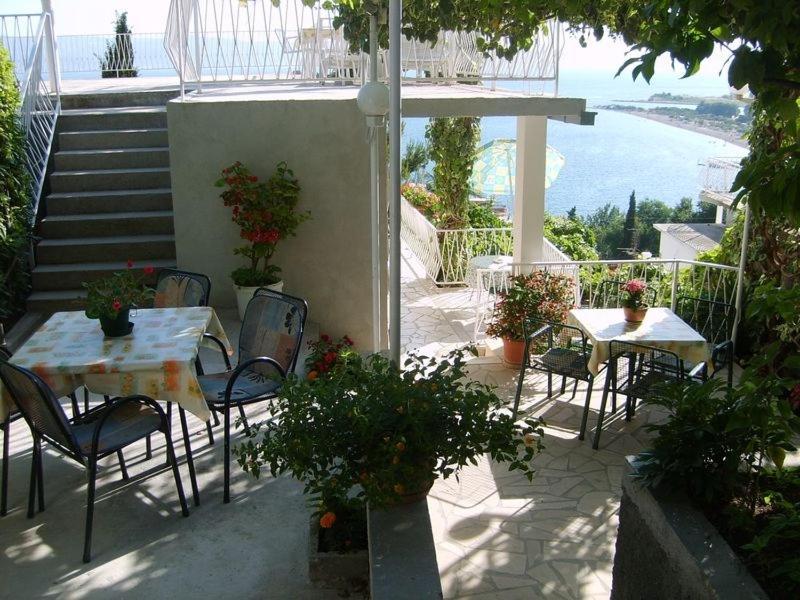 Apartment In Omis With Sea View, Balcony, Air Conditioning, Wi-Fi Exterior foto